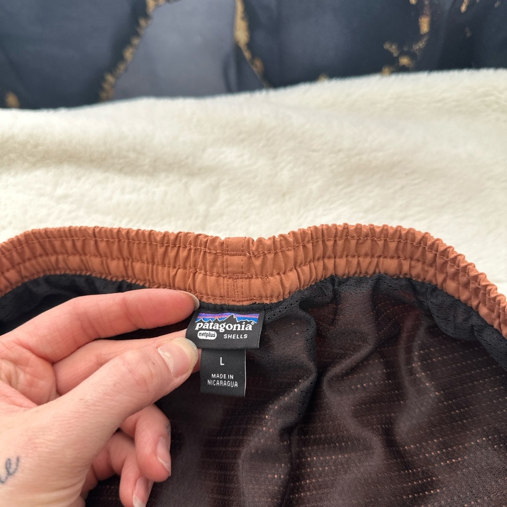 Patagonia 5” Baggies Shorts - Picture 3 of 5